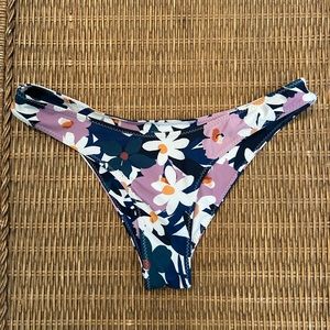 Stone Fox Swim Luka Bikini Bottom in Dream Bloom Print